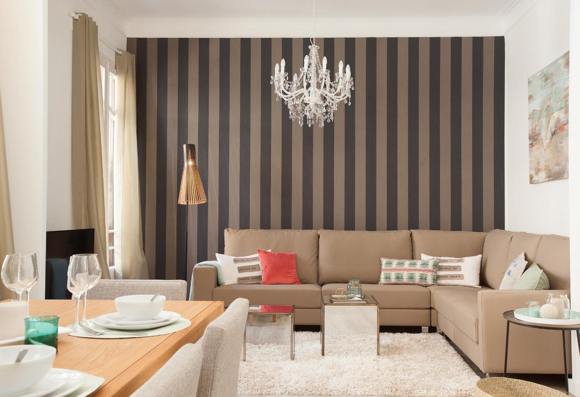 Click&Flat Seneca Suites Barcelona Buitenkant foto