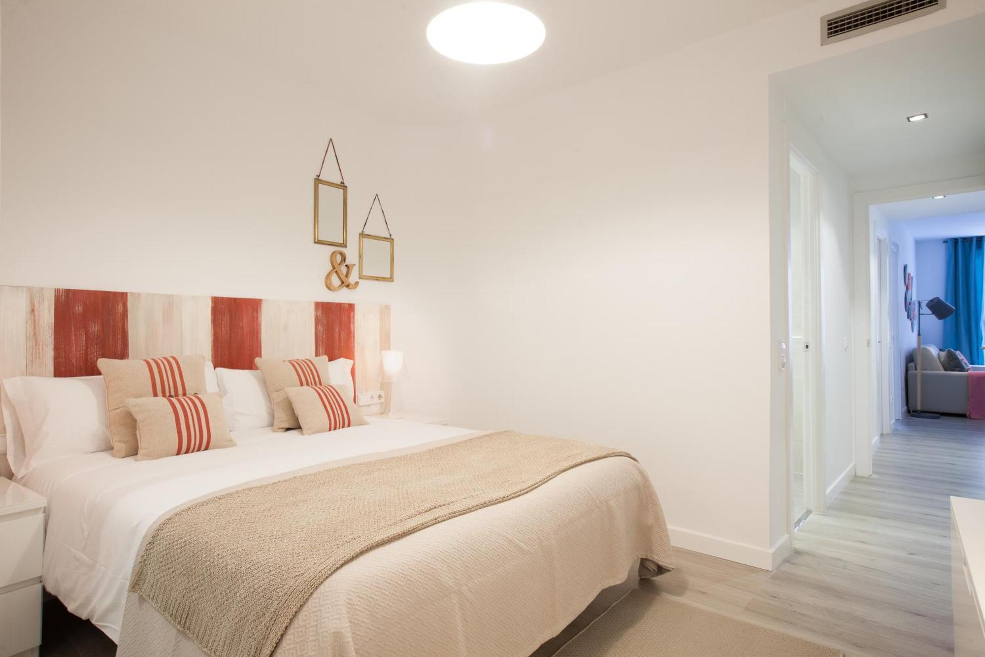 Click&Flat Seneca Suites Barcelona Buitenkant foto