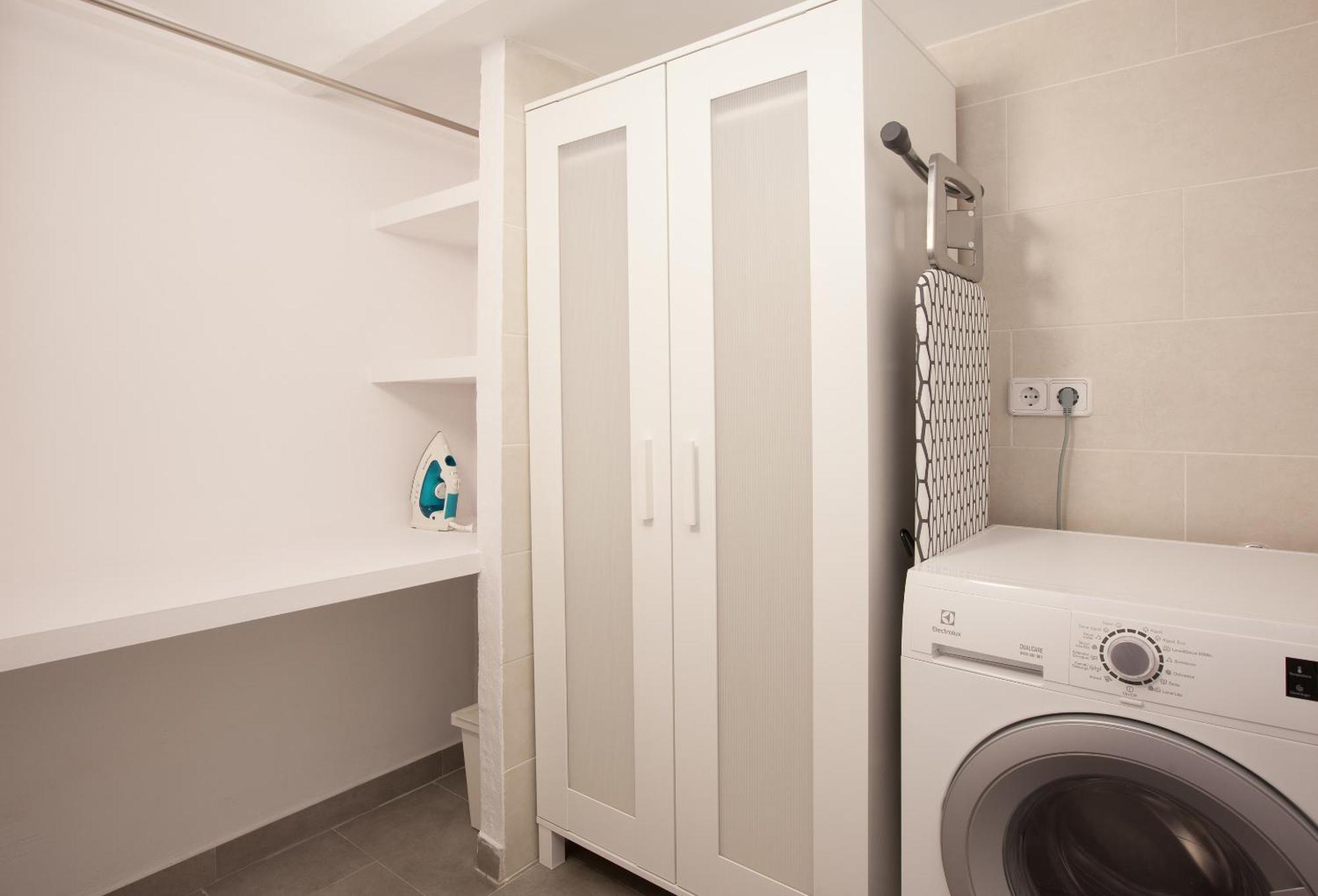 Click&Flat Seneca Suites Barcelona Buitenkant foto