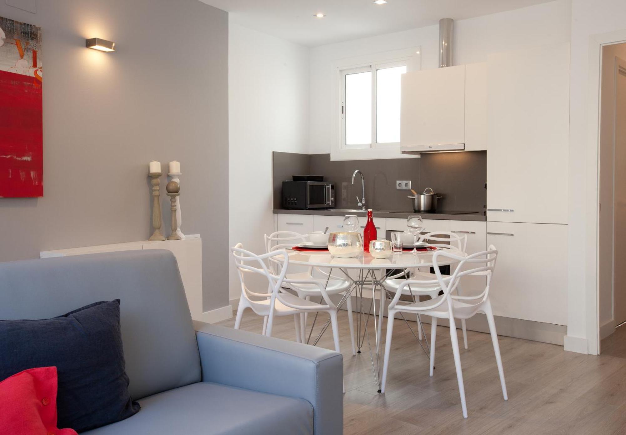 Click&Flat Seneca Suites Barcelona Kamer foto