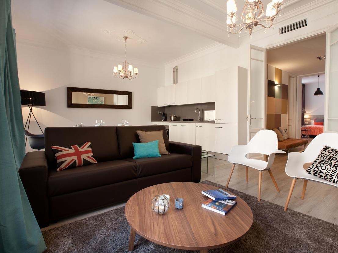 Click&Flat Seneca Suites Barcelona Buitenkant foto