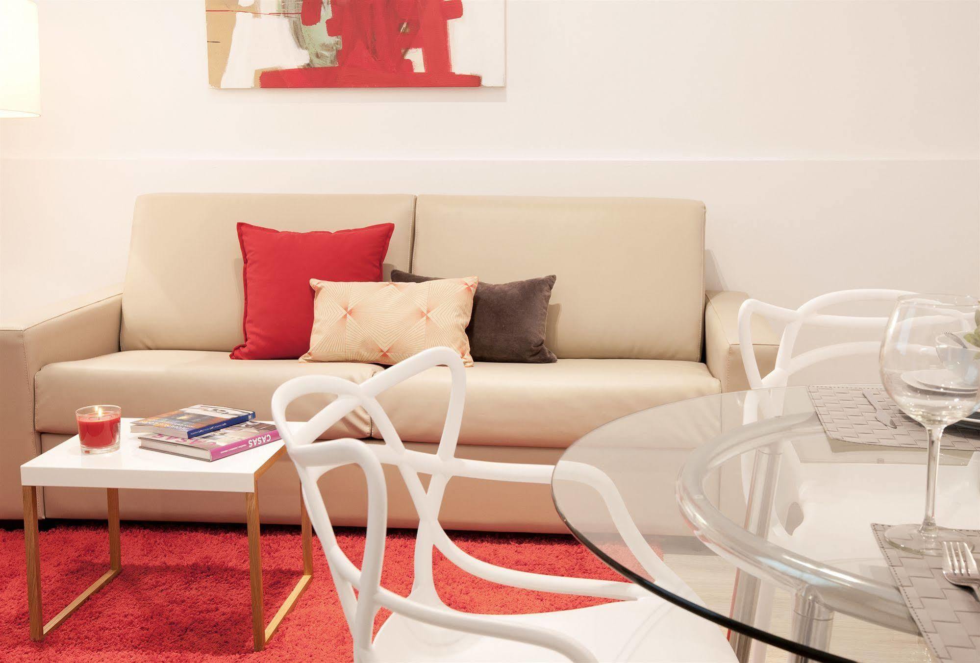 Click&Flat Seneca Suites Barcelona Buitenkant foto